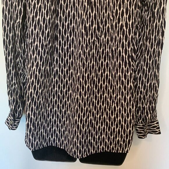 LOFT Collarless 1/4 Button Long Sleeve Blouse - Picture 6 of 9